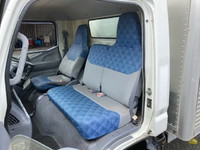 三菱ふそうキャンターアルミバン小型（2t・3t）[写真26]