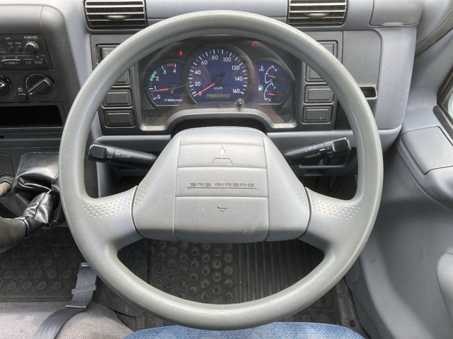 三菱ふそうキャンターアルミバン小型（2t・3t）[写真31]