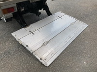 日野デュトロアルミウイング小型（2t・3t）[写真17]