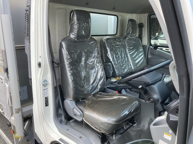 日野デュトロアルミウイング小型（2t・3t）[写真27]