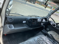 日野デュトロアルミウイング小型（2t・3t）[写真28]