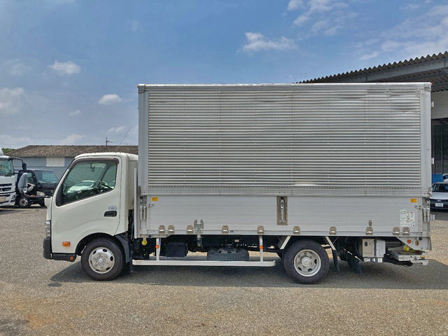 日野デュトロアルミウイング小型（2t・3t）[写真05]