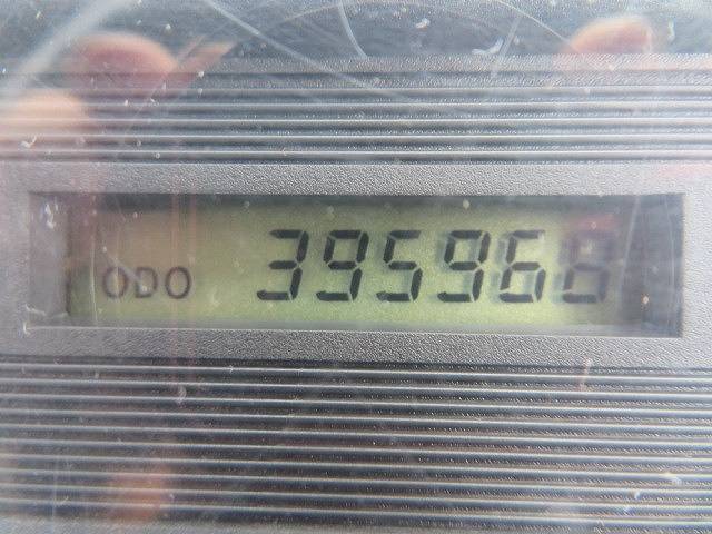 UDトラックスコンドルセルフローダー増トン（6t・8t）[写真12]