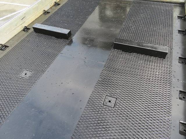 UDトラックスコンドルセルフローダー増トン（6t・8t）[写真24]