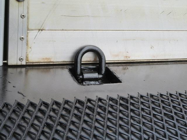 UDトラックスコンドルセルフローダー増トン（6t・8t）[写真26]