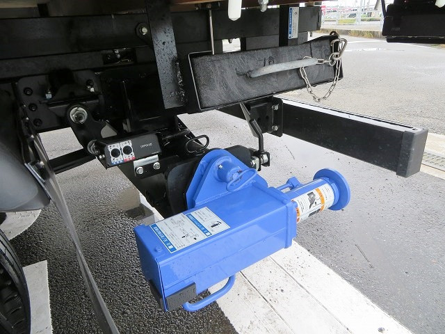 三菱ふそうキャンタークレーン6段小型（2t・3t）[写真26]