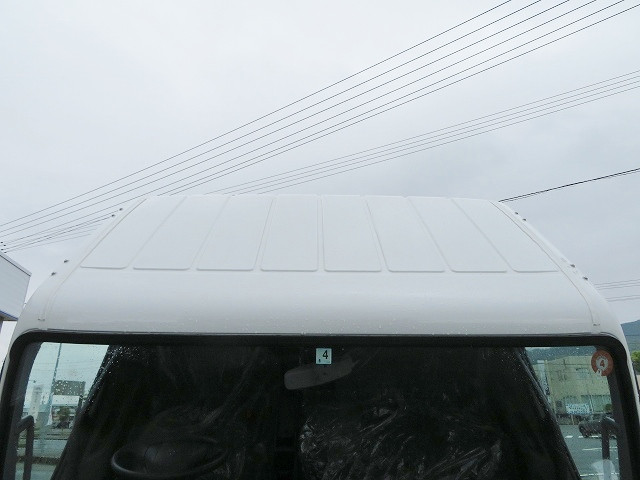 三菱ふそうキャンタークレーン6段小型（2t・3t）[写真05]