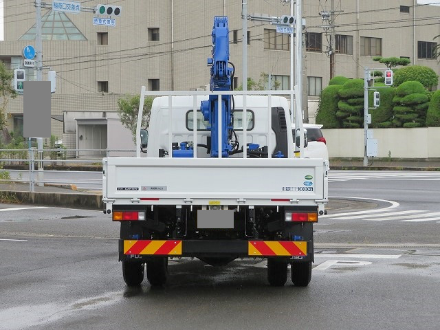 三菱ふそうキャンタークレーン6段小型（2t・3t）[写真06]