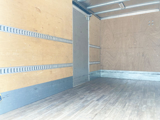 日野デュトロアルミバン小型（2t・3t）[写真13]