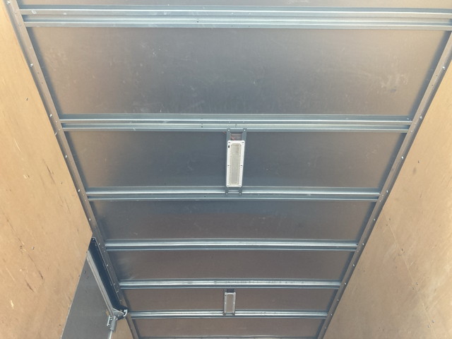 日野デュトロアルミバン小型（2t・3t）[写真16]