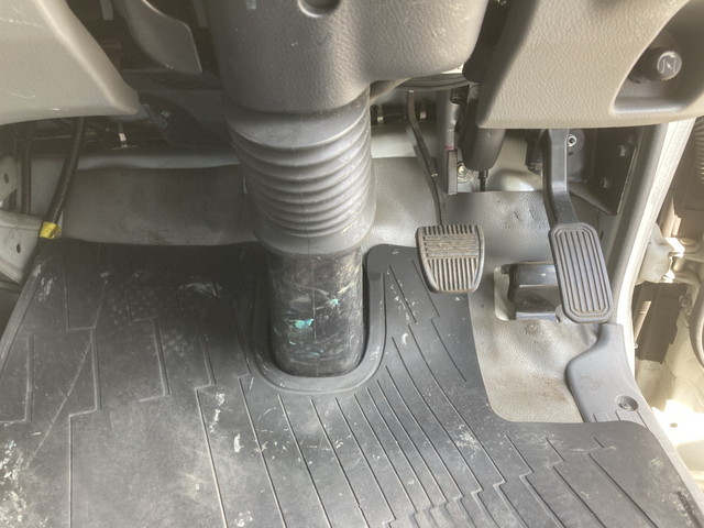 日野デュトロアルミバン小型（2t・3t）[写真34]