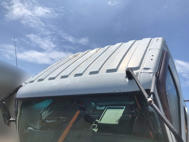 三菱ふそうファイター平ボディ増トン（6t・8t）[写真04]