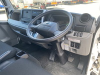 日産アトラスパネルバン小型（2t・3t）[写真28]