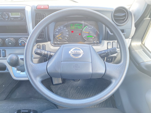 日産アトラスパネルバン小型（2t・3t）[写真30]