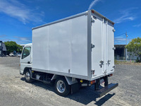 日産アトラスパネルバン小型（2t・3t）[写真04]