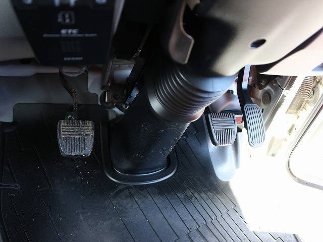 日野デュトロ平ボディ小型（2t・3t）[写真13]