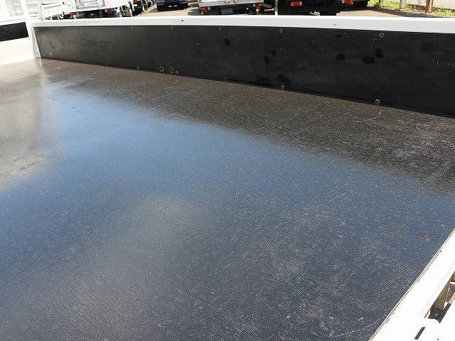 日野デュトロ平ボディ小型（2t・3t）[写真20]