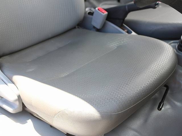 日野デュトロ平ボディ小型（2t・3t）[写真07]