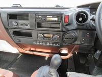 日野レンジャーアルミブロック中型（4t）[写真12]