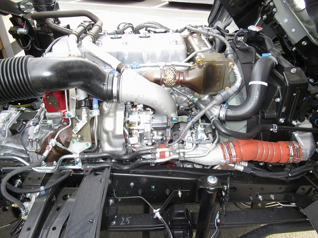 日野レンジャーアルミブロック中型（4t）[写真25]