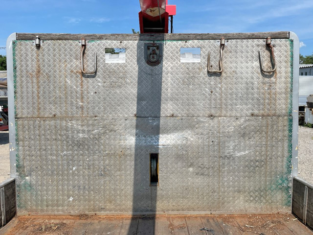 いすゞフォワードセルフクレーン5段増トン（6t・8t）[写真11]