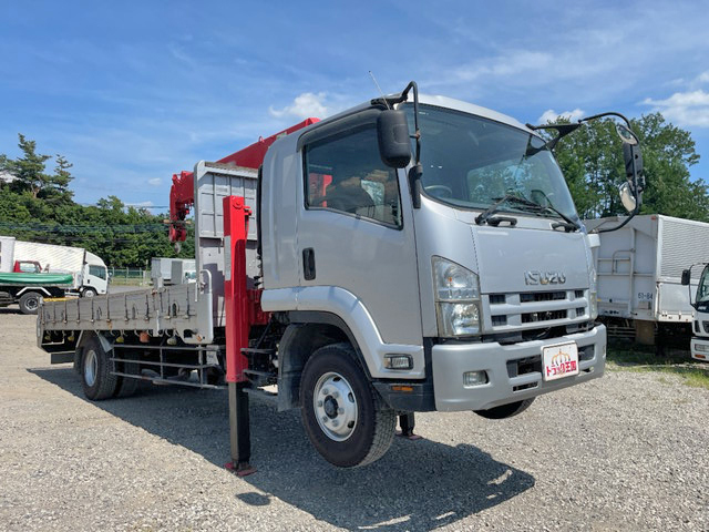 いすゞフォワードセルフクレーン5段増トン（6t・8t）[写真03]