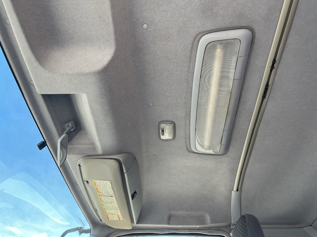 いすゞフォワードセルフクレーン5段増トン（6t・8t）[写真32]