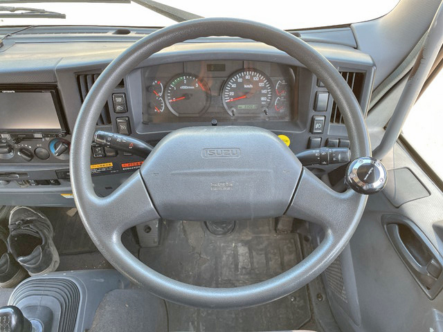 いすゞフォワードセルフクレーン5段増トン（6t・8t）[写真36]