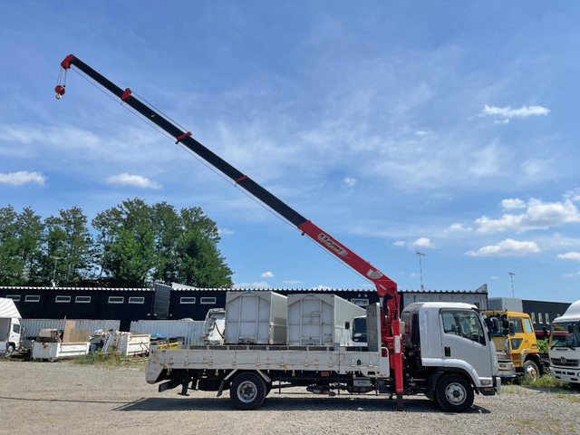 いすゞフォワードセルフクレーン5段増トン（6t・8t）[写真08]