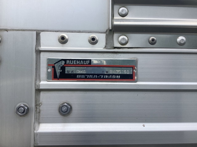 いすゞフォワードアルミウイング中型（4t）[写真10]