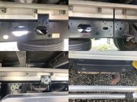 いすゞフォワードアルミウイング中型（4t）[写真13]