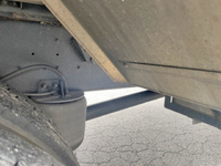 いすゞギガアルミウイング大型（10t）[写真15]