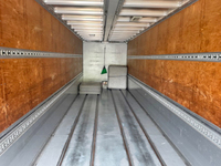 いすゞギガアルミウイング大型（10t）[写真08]