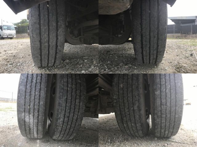 トヨタトヨエース平ボディ小型（2t・3t）[写真18]