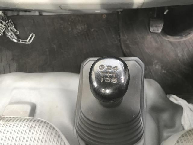 トヨタトヨエース平ボディ小型（2t・3t）[写真31]