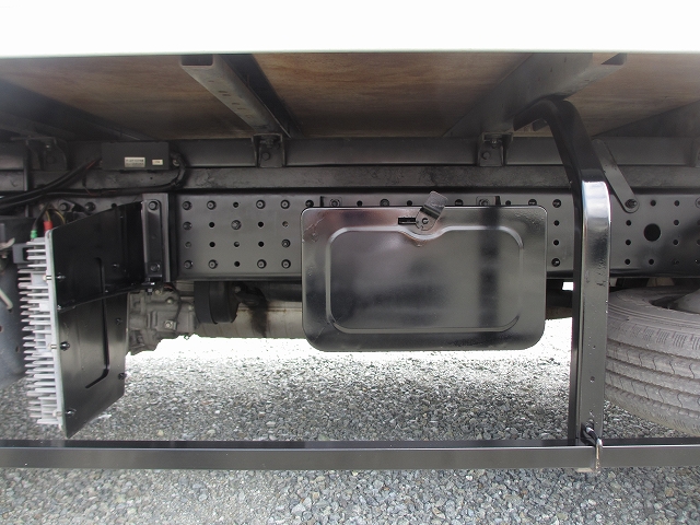 日産アトラスアルミバン小型（2t・3t）[写真17]