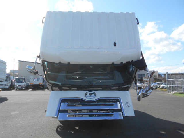 UDトラックスクオンセルフクレーン4段大型（10t）[写真20]