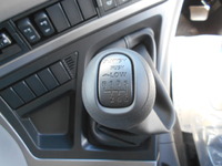 UDトラックスクオンセルフクレーン4段大型（10t）[写真27]