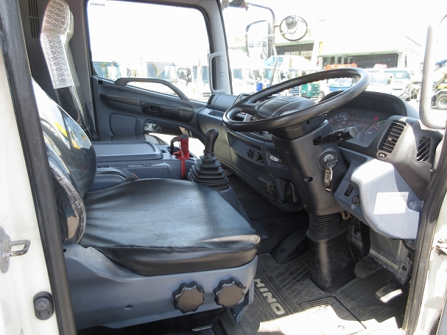 日野レンジャークレーン4段中型（4t）[写真16]