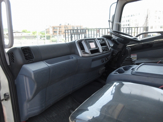 日野レンジャークレーン4段中型（4t）[写真17]