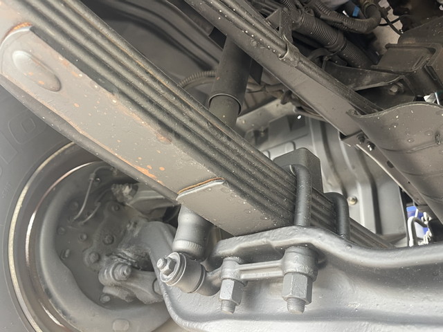 UDトラックスコンドルセルフクレーン3段中型（4t）[写真10]