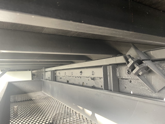 UDトラックスコンドルセルフクレーン3段中型（4t）[写真17]