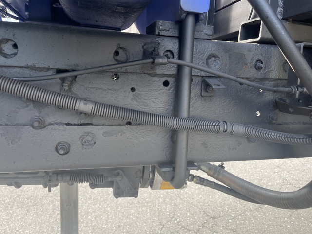 UDトラックスコンドルセルフクレーン3段中型（4t）[写真19]