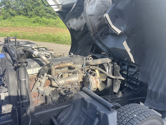 UDトラックスコンドルセルフクレーン3段中型（4t）[写真30]