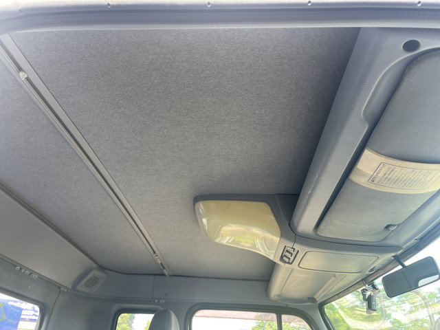 UDトラックスコンドルセルフクレーン3段中型（4t）[写真33]