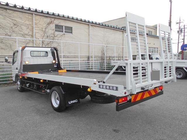 三菱ふそうキャンターセーフティローダー小型（2t・3t）[写真02]