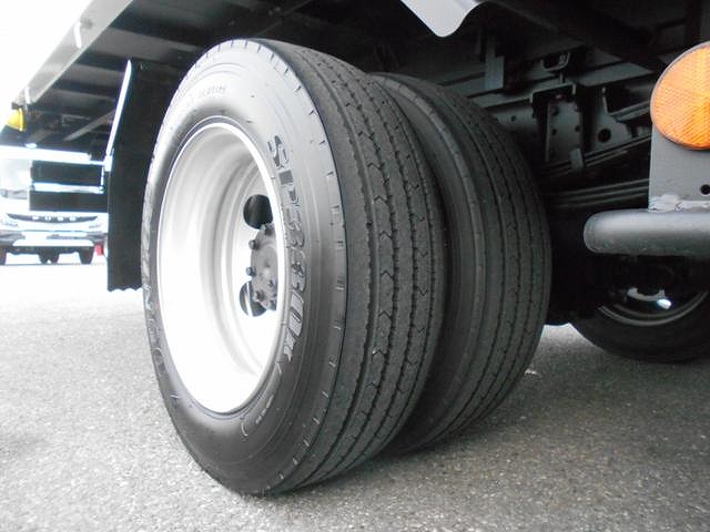 三菱ふそうキャンターセーフティローダー小型（2t・3t）[写真21]