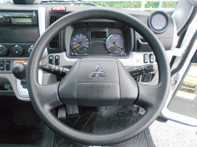 三菱ふそうキャンターセーフティローダー小型（2t・3t）[写真27]