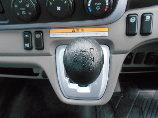 三菱ふそうキャンターセーフティローダー小型（2t・3t）[写真28]