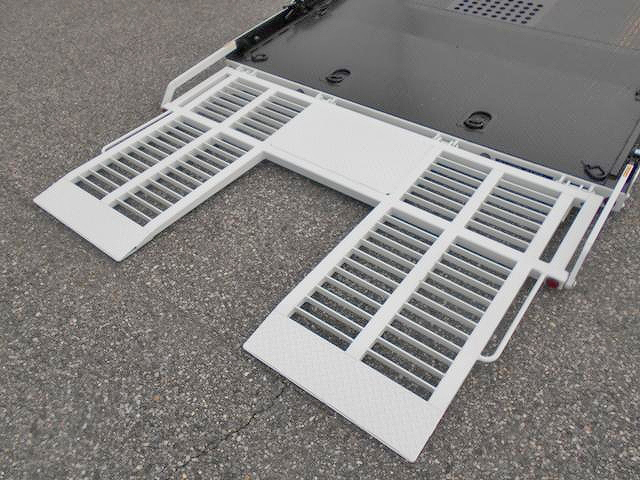 三菱ふそうキャンターセーフティローダー小型（2t・3t）[写真06]